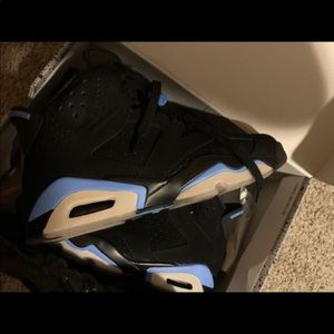 Men’s size 7 retro 6 black and blue Jordan’s